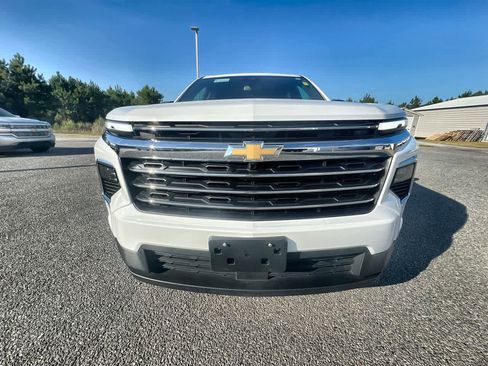 Used 2025 Chevrolet Traverse LT image 31