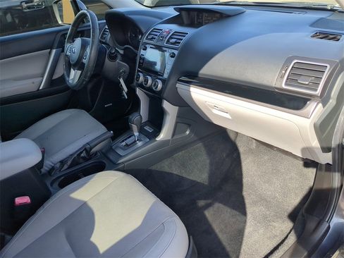 Used 2017 Subaru Forester 2.5i Limited image 11
