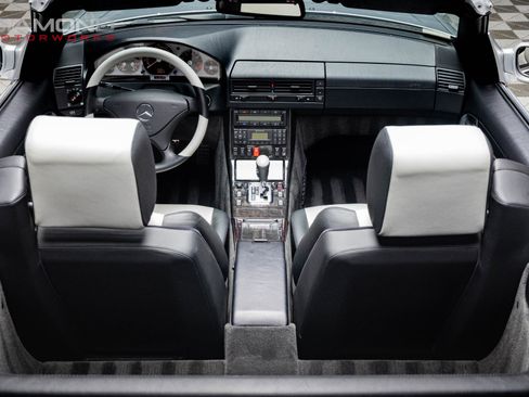 Used 2002 Mercedes-Benz SL 500 Silver Arrow image 67