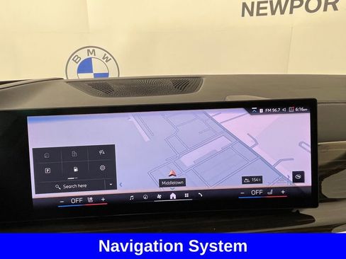 Used 2024 BMW X7 xDrive40i w/ Premium Package image 5