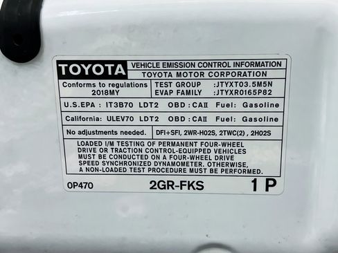 Used 2018 Toyota Tacoma TRD Off-Road w/ Technology Package RWD image 19