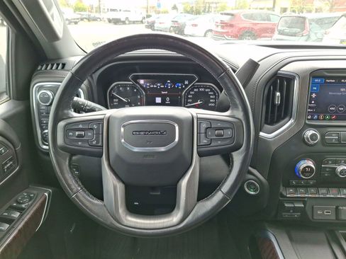 Used 2021 GMC Sierra 1500 Denali w/ Denali Ultimate Package image 10