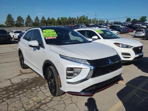 Used 2022 Mitsubishi Eclipse Cross SEL AWD/4WD image 2