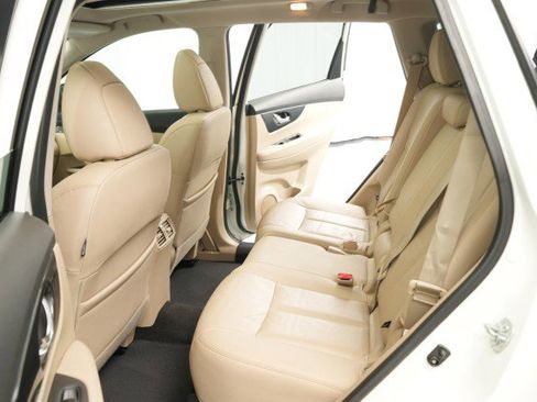 Used 2016 Nissan Rogue SL w/ SL Premium Package image 51