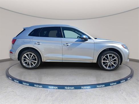 Used 2022 Audi SQ5 Premium Plus w/ Premium Plus Package image 5