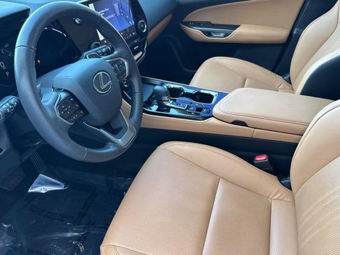 Used 2024 Lexus NX 250 FWD w/ Cold Area Package image 4