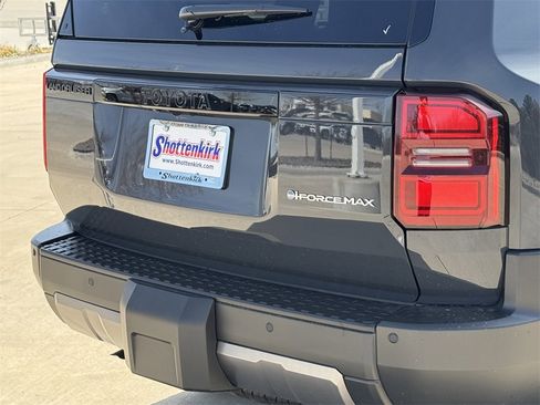 Used 2025 Toyota Land Cruiser w/ Premium Package image 6