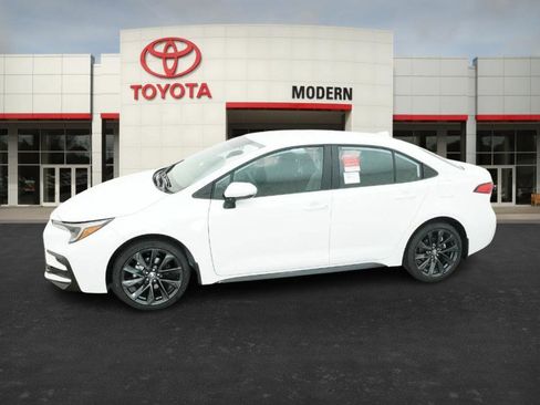 New 2026 Toyota Corolla SE image 7