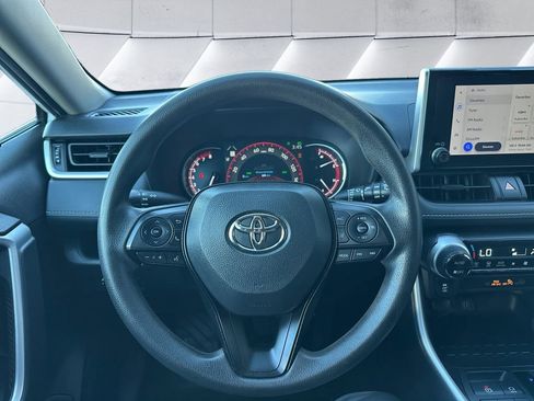 Used 2024 Toyota RAV4 XLE image 9