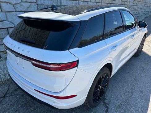 Used 2023 Lincoln Corsair Reserve w/ Equipment Group 201A image 6