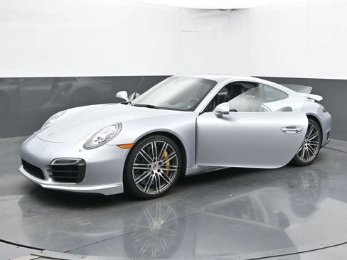 Used 2014 Porsche 911 Turbo S w/ Light Design Package image 49