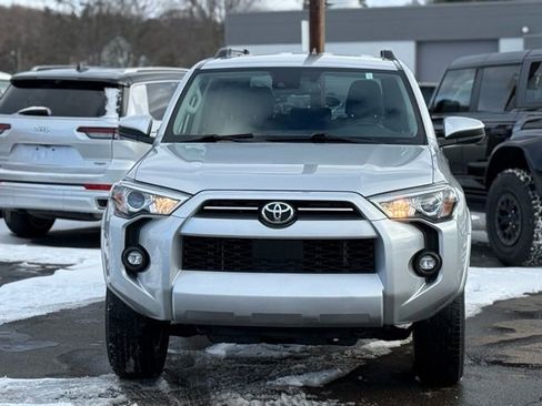 Used 2024 Toyota 4Runner SR5 image 32