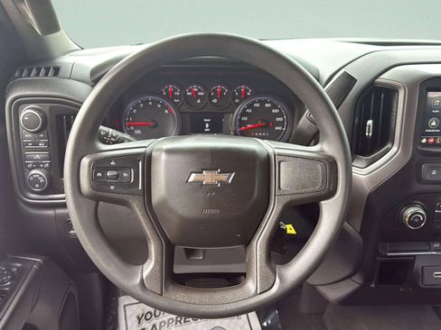 Used 2019 Chevrolet Silverado 1500 Custom w/ Custom Convenience Package image 15