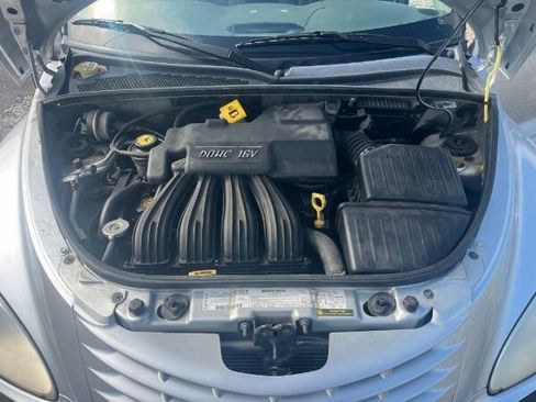 Used 2002 Chrysler PT Cruiser Touring FWD image 5