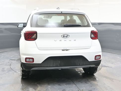 New 2026 Hyundai Venue SEL image 4