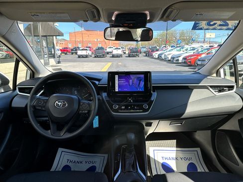 Used 2023 Toyota Corolla LE image 8
