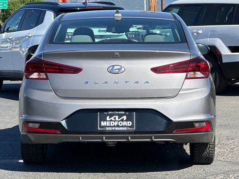 Used 2020 Hyundai Elantra Value Edition FWD image 5