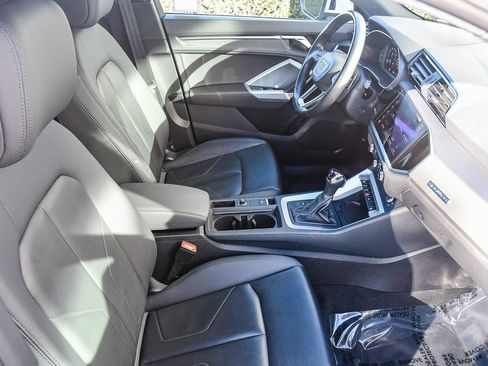 Used 2024 Audi Q3 2.0T Premium image 15