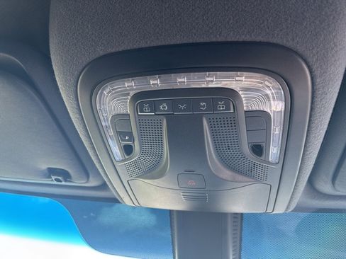 Used 2024 Mercedes-Benz Sprinter 2500 image 27