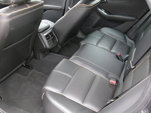 Used 2019 Chevrolet Impala Premier image 9