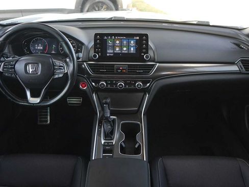 Used 2022 Honda Accord Sport image 9
