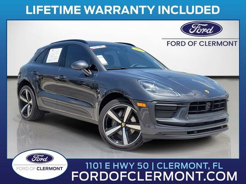 Used 2023 Porsche Macan Turbo AWD/4WD image 1