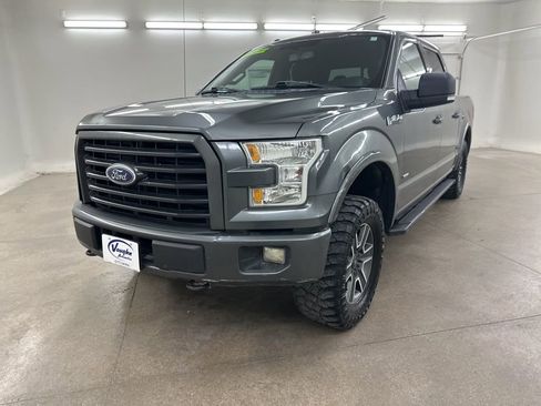 Used 2015 Ford F150 XLT w/ Equipment Group 302A Luxury image 6