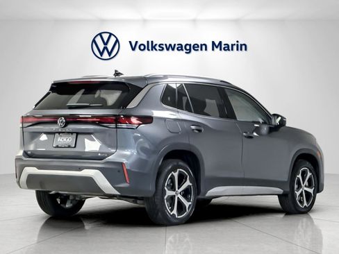 New 2026 Volkswagen Tiguan SE image 5