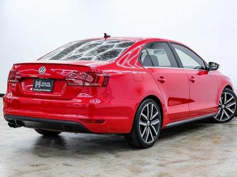 Used 2014 Volkswagen Jetta GLI Autobahn image 5