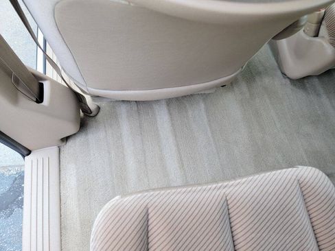 Used 1996 Dodge Grand Caravan LE FWD image 19