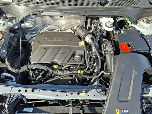 Used 2024 Buick Envista Preferred image 27