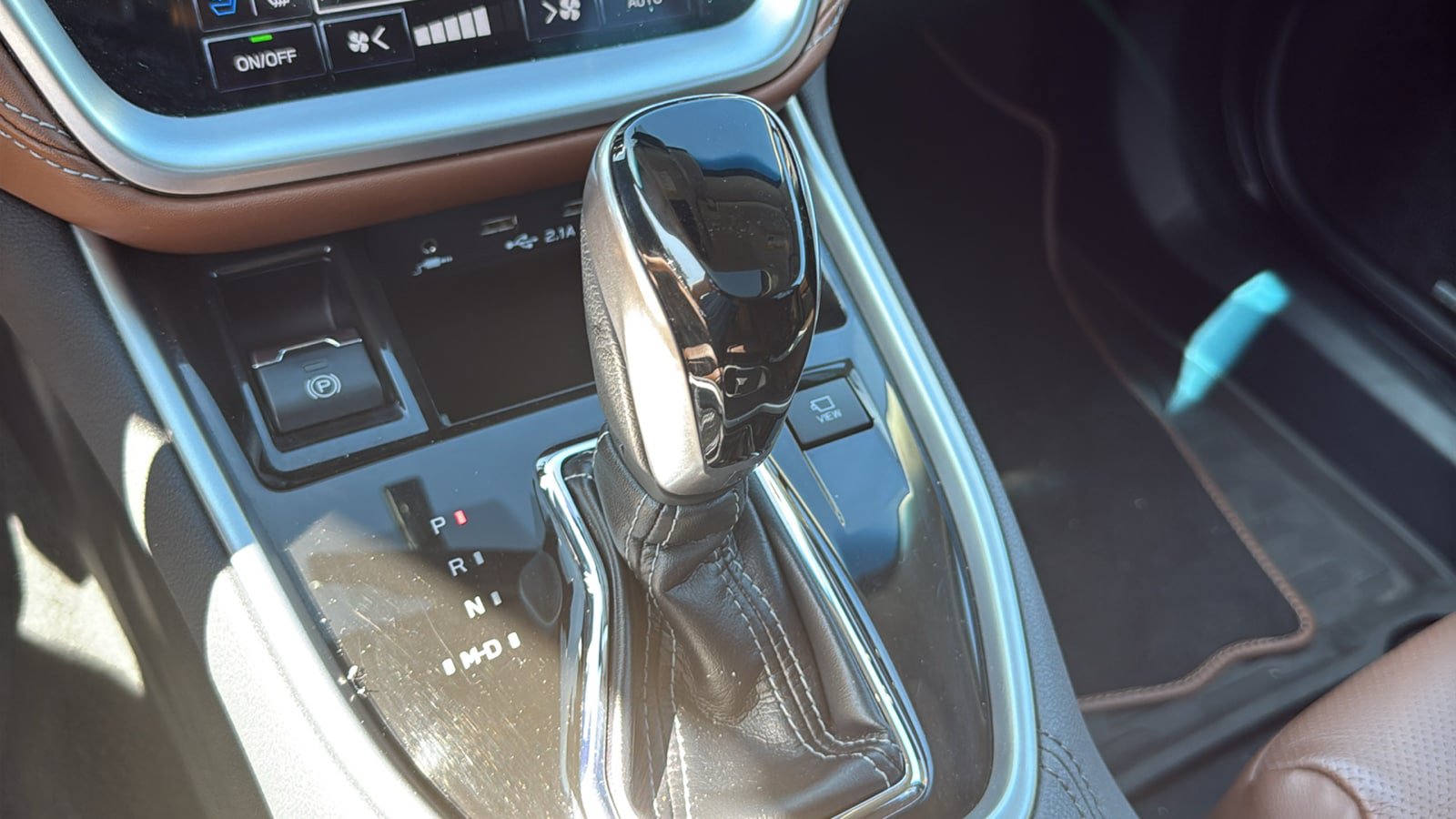 Used 2020 Subaru Outback Touring XT AWD/4WD image 19