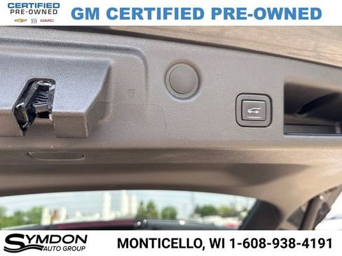 Used 2023 Chevrolet Equinox LT image 17