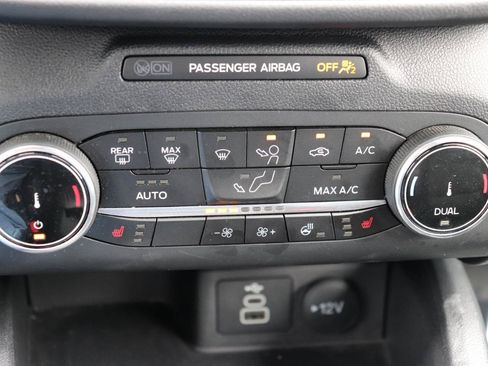 Used 2025 Ford Escape ST-Line Select AWD/4WD image 33