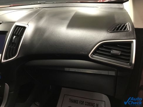 Used 2016 Ford Edge SEL w/ Equipment Group 201A image 38