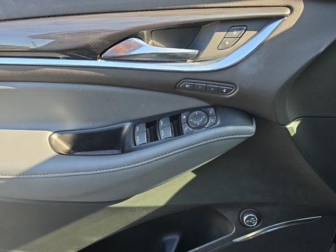 Used 2022 Buick Enclave Premium w/ LPO, Touring Package FWD image 11