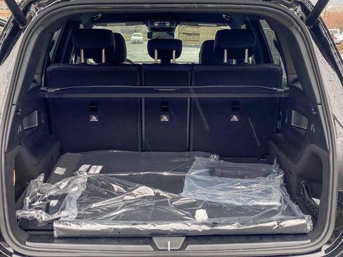 New 2025 Mercedes-Benz GLB 250 4MATIC image 26