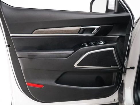 Used 2022 Kia Telluride EX w/ EX Premium Package image 20