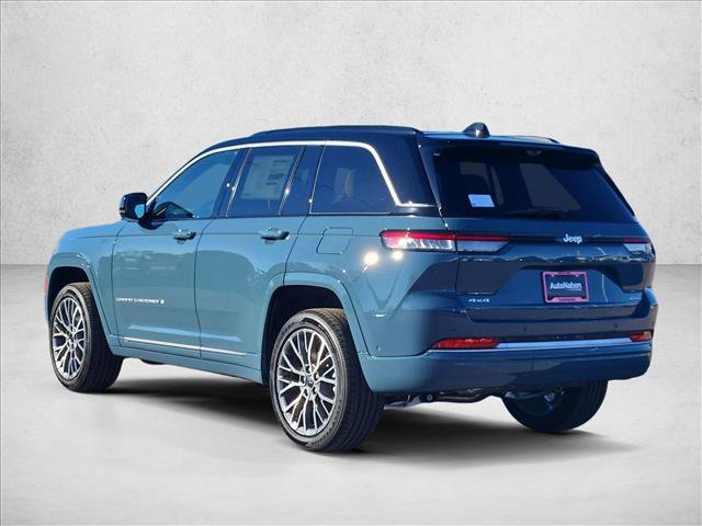 New 2027 Jeep Grand Cherokee Summit AWD/4WD image 9