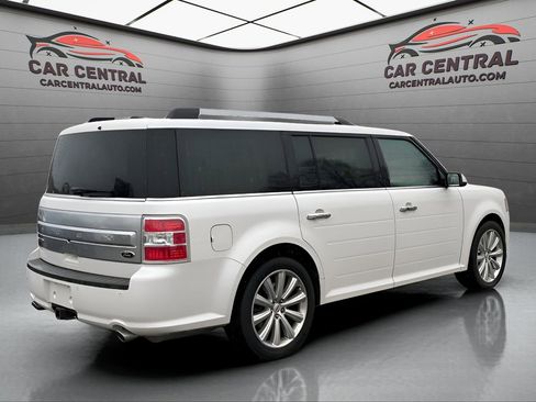 Used 2018 Ford Flex Limited w/ Equipment Group 301A FWD image 5