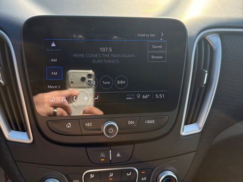 Used 2024 Chevrolet Malibu LT image 13