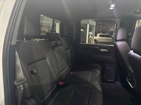 Used 2024 GMC Sierra 3500 SLT w/ SLT Premium Package AWD/4WD image 38