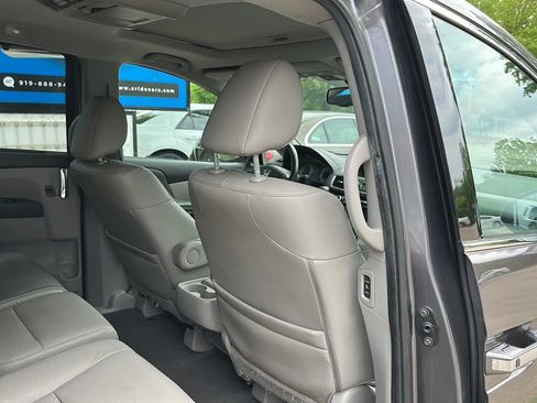 Used 2015 Honda Odyssey Touring image 19