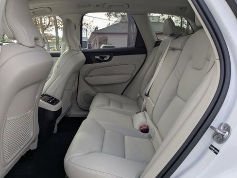 New 2026 Volvo XC60 B5 Ultra w/ Protection Package Premier AWD/4WD image 14