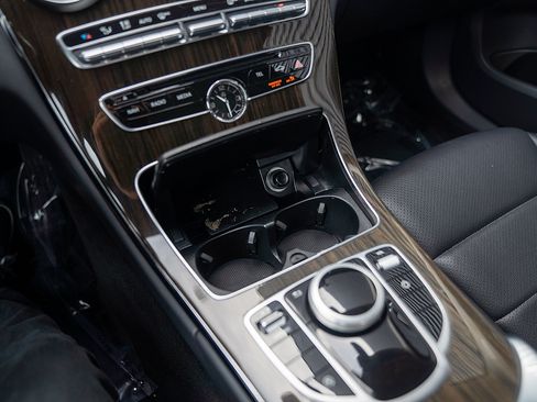 Used 2017 Mercedes-Benz C 300 4MATIC Sedan image 15