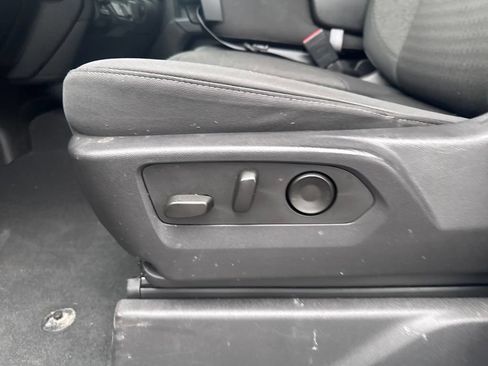 Used 2024 Chevrolet Silverado 1500 Custom AWD/4WD image 13