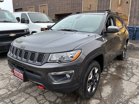 Used 2018 Jeep Compass Trailhawk AWD/4WD image 11