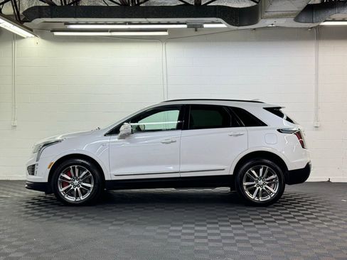 Used 2025 Cadillac XT5 Sportv w/ Technology Package image 3