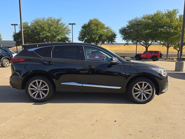 Used 2023 Acura RDX w/ Technology Package FWD image 4