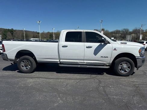 Certified 2019 RAM 2500 Big Horn AWD/4WD image 9